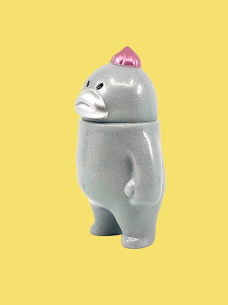 Hariken - Sore Grey Pink sofubi