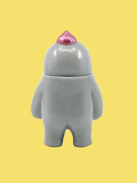 Hariken - Sore Grey Pink sofubi